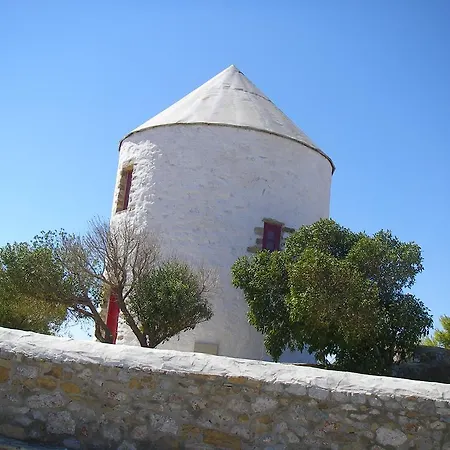 Landsted Paros Liogerma *
