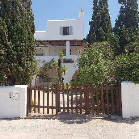Paros Liogerma Landsted *