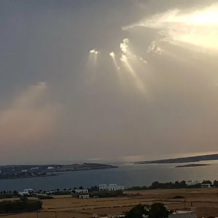 Paros Liogerma * Párosz