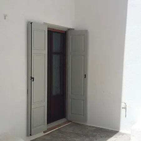 Paros Liogerma * Párosz